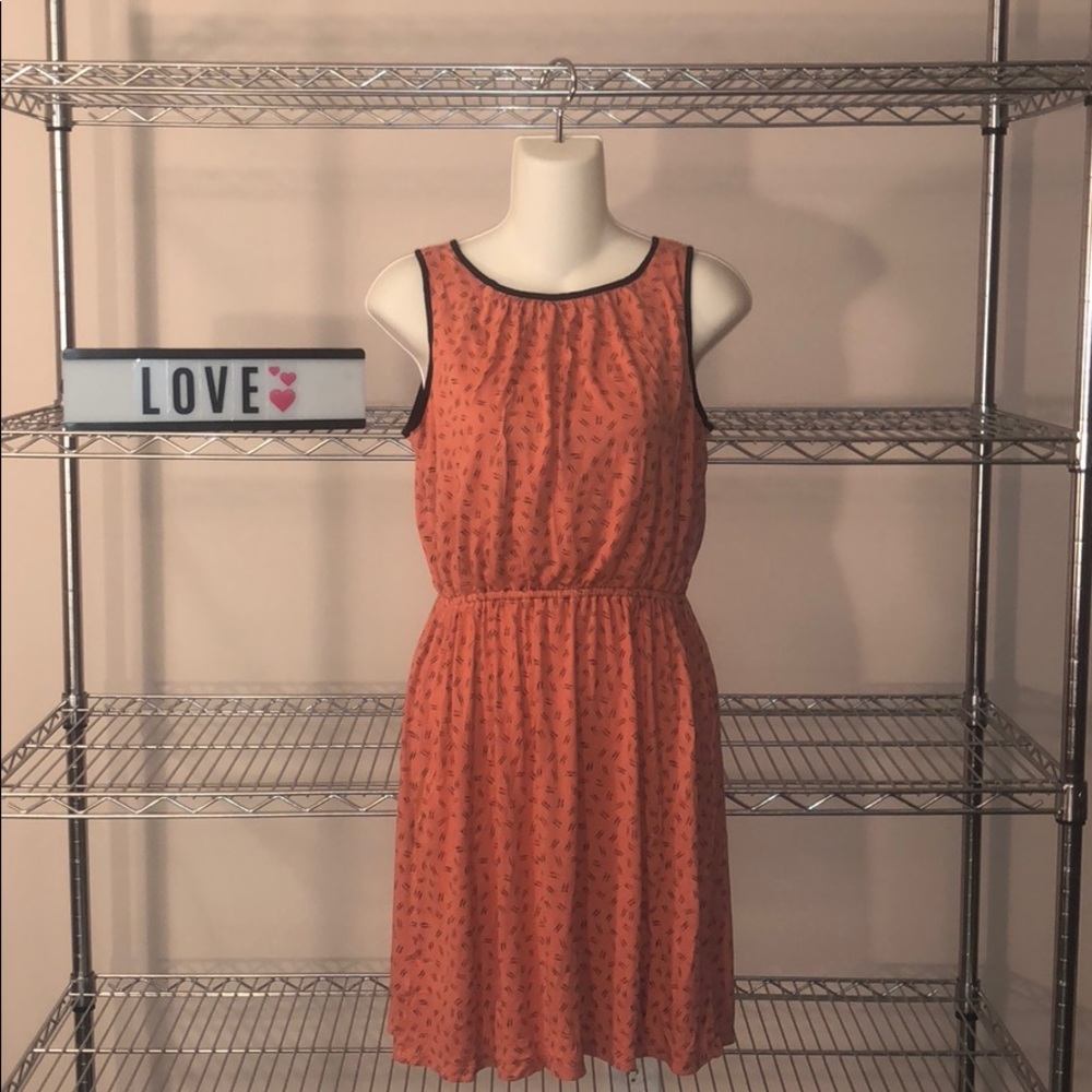 Ann Taylor Loft  dress size Medium 💗